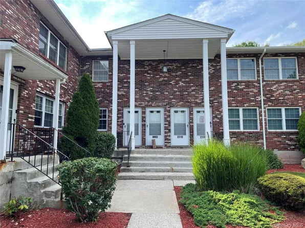 276 Temple Hill Road #2207, New Windsor, NY 12553
