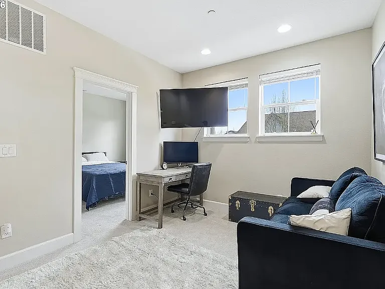 11380 SW Barber St — Photo 18