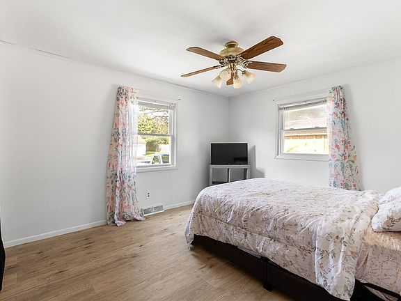 2nd image of 23572 Rex Dr