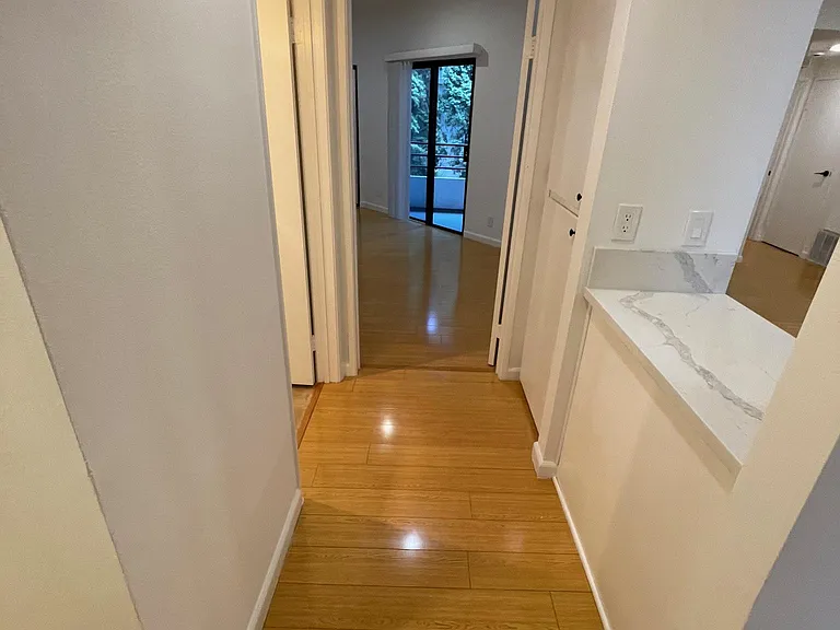 13112 Valleyheart Dr #206 — Photo 10