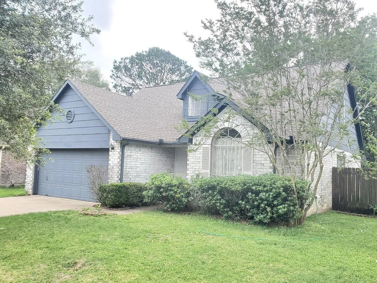 3 bed, 2.0 bath, 1901 sqft, $1,950 — Photo 1