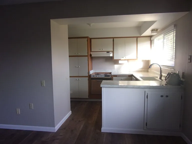 178 Rainier Cir — Photo 3