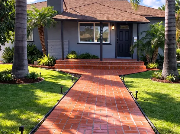 7523 Darby Ave, Reseda, CA 91335