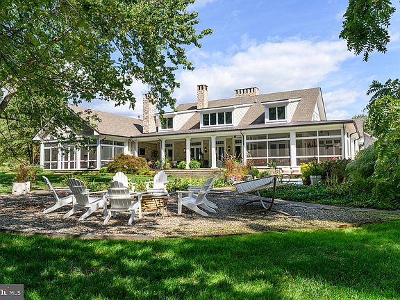 2nd image of 7508 Cooper Point Rd