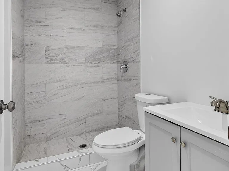 3255 Avenue J — Photo 35