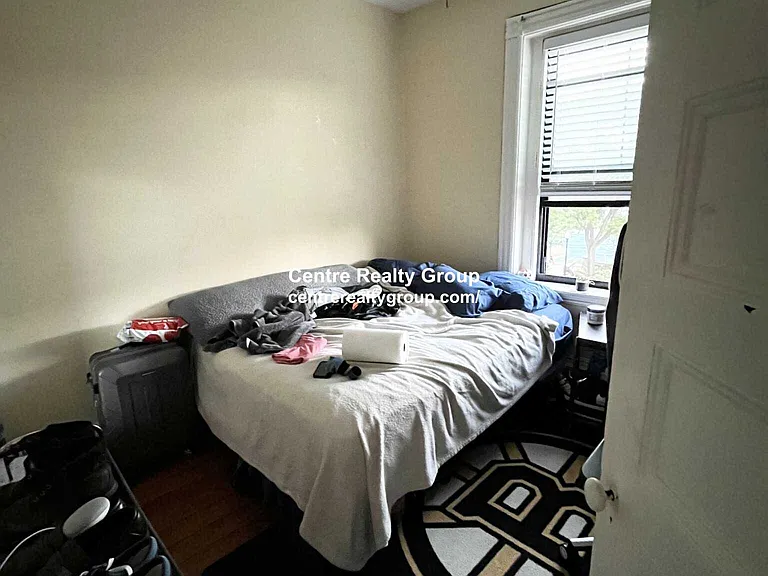 Tremont St — Photo 8