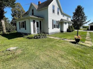 1676 Highway D65, Gladbrook, IA 50635