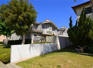215 E 223rd St APT 3, Carson, CA 90745