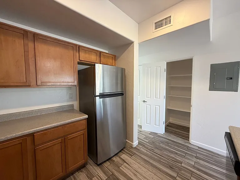 Hedrick1741 — Photo 26