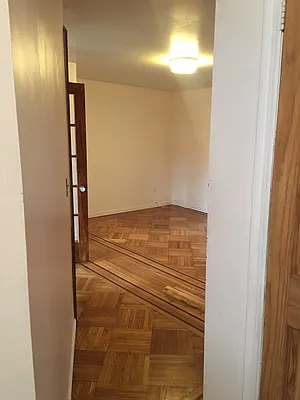 Rented by Realty Collective | media 11