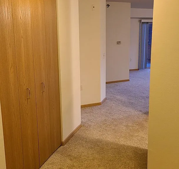 Prairie Crest Apartments — Photo 106