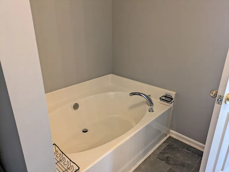 18474 Streamline Ct — Photo 16