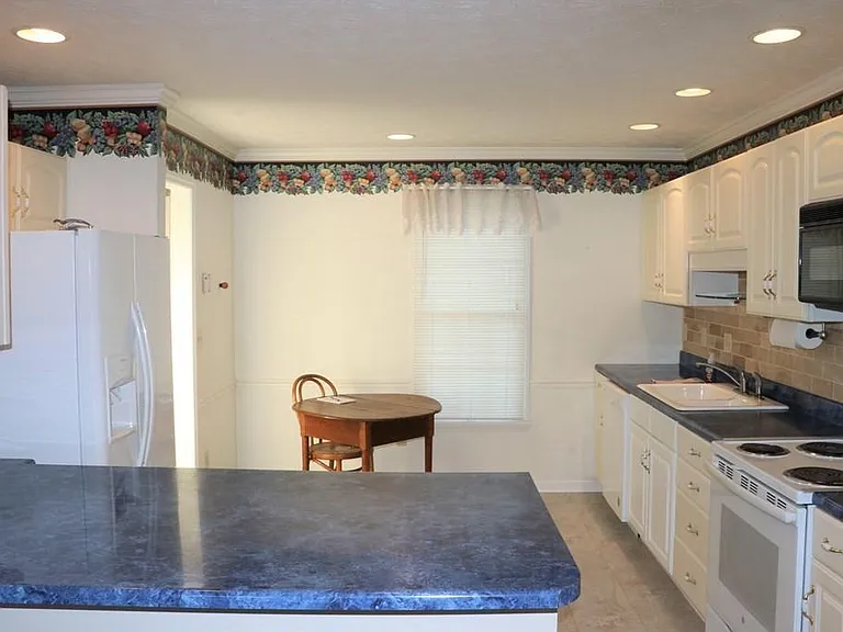 855 Barclay Dr #855 — Photo 7