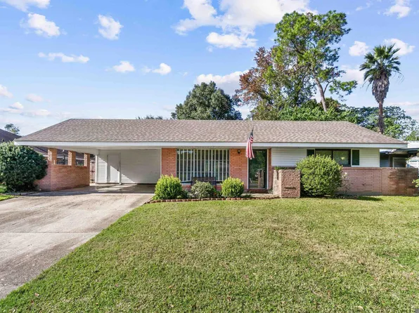 6930 Menlo Dr, Baton Rouge, LA 70808