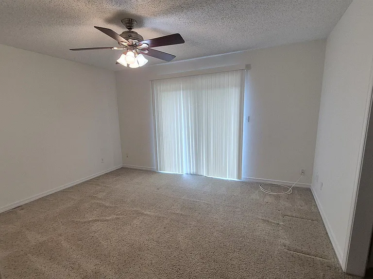 7884 Bay Meadows Dr — Photo 8