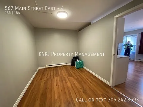 567 Main St E #4 — Photo 9