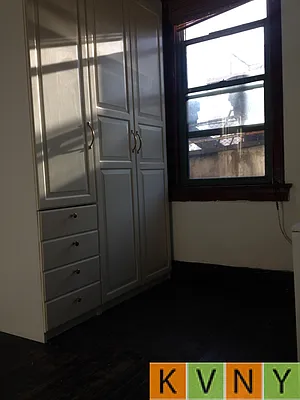 Rented by KVNY Soho | media 24