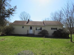 2827 Osage Ave, Akron, OH 44312