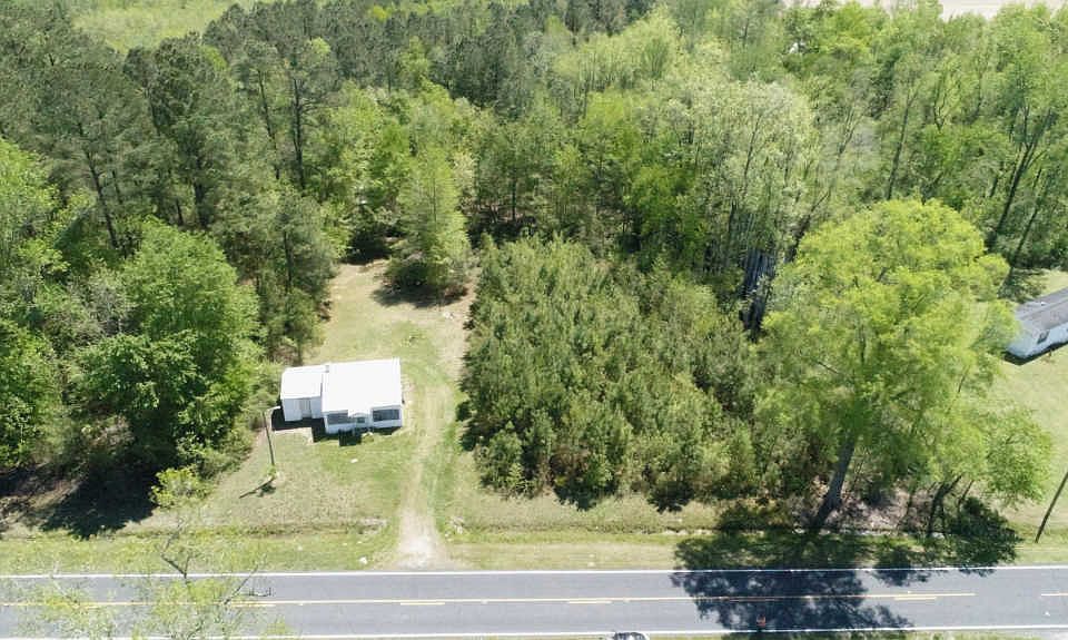 2nd image of 2675 Biddle Rd