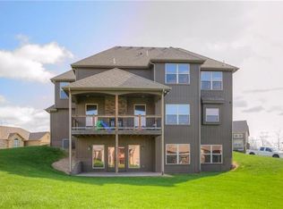 917 NW 94th St, Kansas City, MO 64155