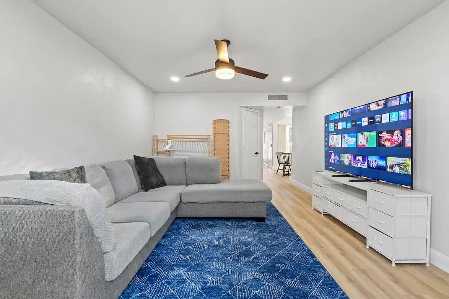 4 bed, 2.0 bath, 1797 sqft, $4,307 — Photo 3