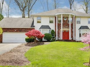 103 S Powdermill Rd, Morris Plains, NJ 07950