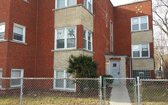 3rd image of 7322 S Kingston Ave #2E