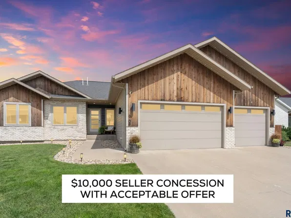 6708 E Dugout Ln, Sioux Falls, SD 57110
