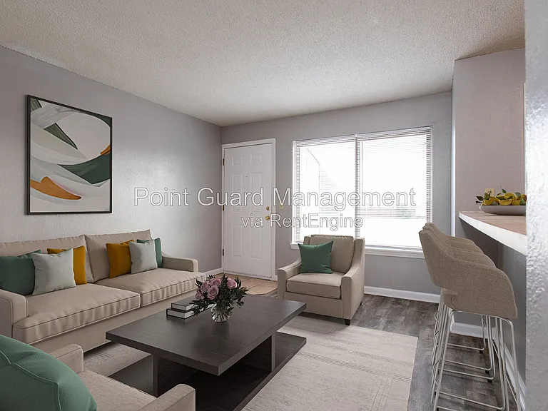 2228 S Oliver Ave — Photo 6