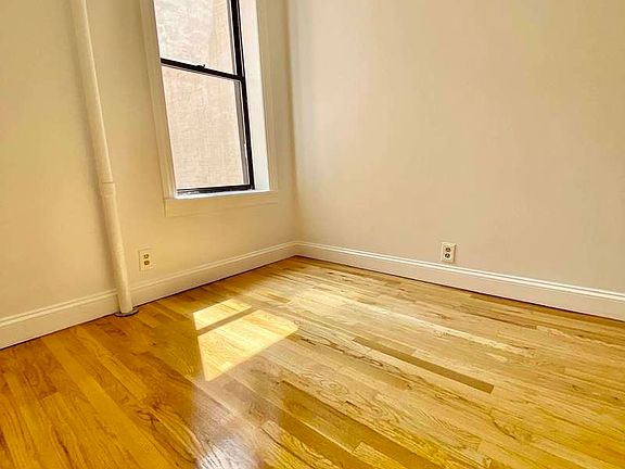 3rd image of 345 E 83rd St #27N