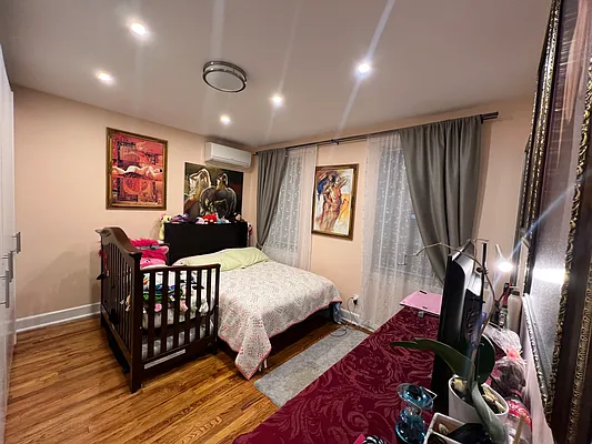 Sold by Homesmart Premier Living Realty | media 8