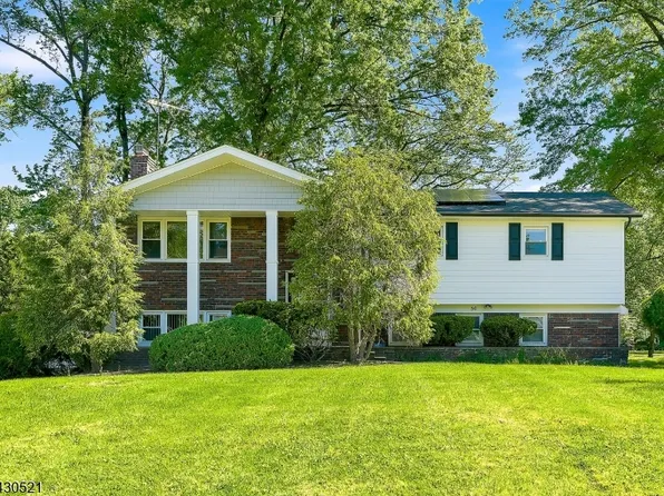 56 Frances Drive, Clark Twp., NJ 07066