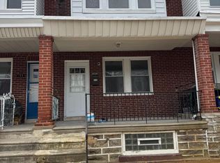 160 Roselyn St, Philadelphia, PA 19120