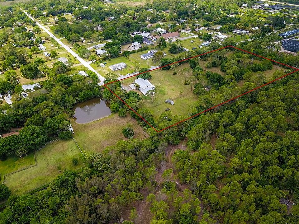1st image of 4025 SW 72nd Dr