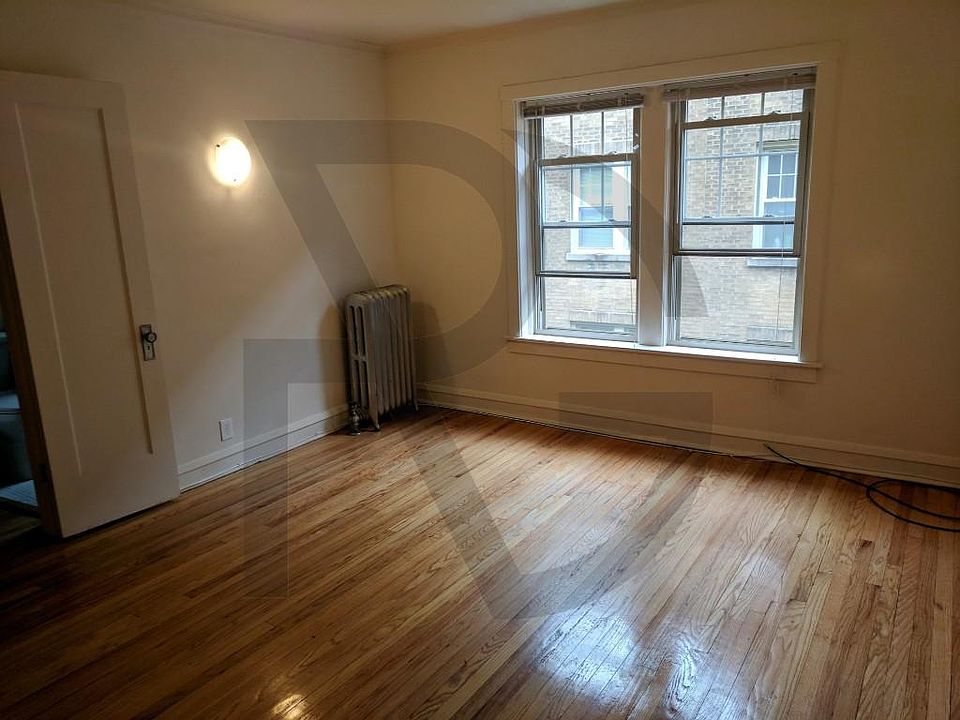 1st image of 2100 W Ainslie St #2106S1