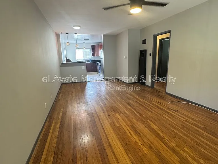 12157 Chandler Blvd #4 — Photo 9