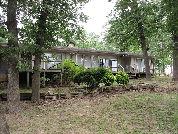 2nd image of 2002 E McGill Cir