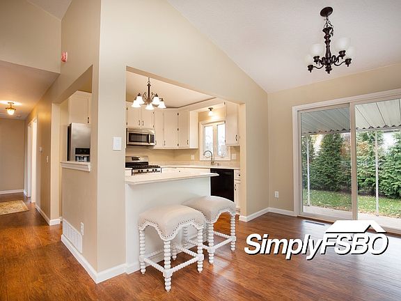5th image of 203 W 17th Avenue Ct