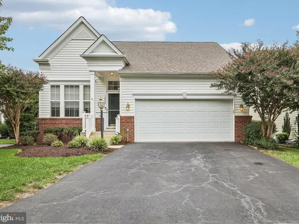 12868 Arnot Ln, Bristow, VA 20136