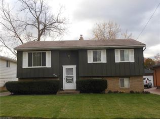 14826 Lisa Dr, Maple Heights, OH