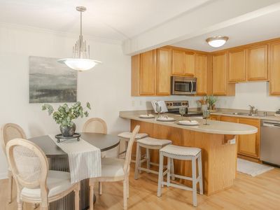 1108 N Milwaukee STREET #320, Milwaukee, WI, 53202