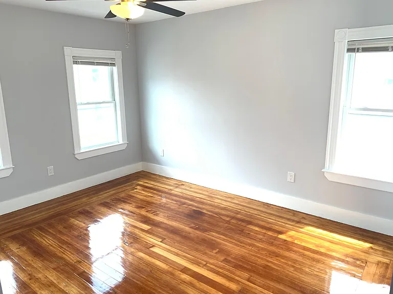 34 Ibbetson St #2 — Photo 8