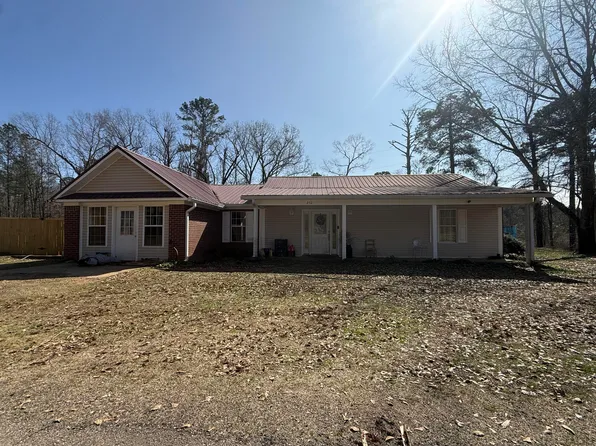 250 Scooter Hill Rd, Mantachie, MS 38855