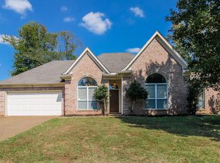 30 Lakewood Cv, Oakland, TN 38060