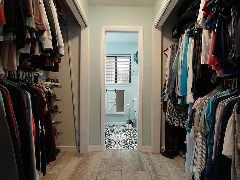 800 Bay Dr #10 — Photo 13