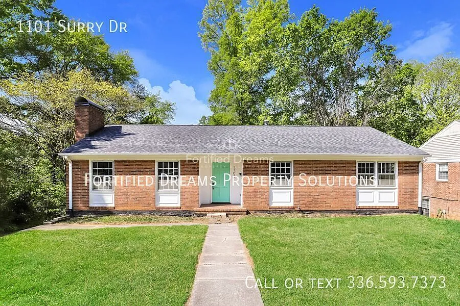 Available August 10: 3 Bed / 3 Bath Brick Ranch on Surry Dr, Guilford Hills, Large Basement & 2 B... — Photo 2