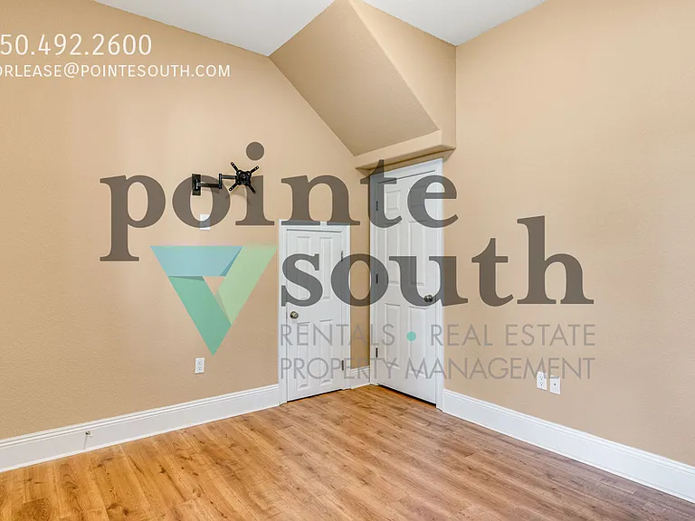 4691 Amhurst Cir — Photo 18