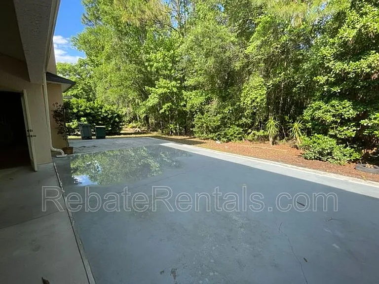 8907 Hampton Landing Dr E — Photo 23