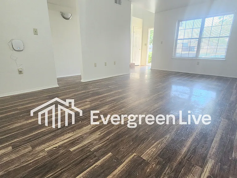 4109 Lew Wallace Dr — Photo 4