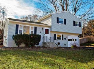 14 Kingsley Ave, Gansevoort, NY 12831